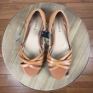 NWT Torrid Cognac Strappy Peep Toe D'Orsay Flats